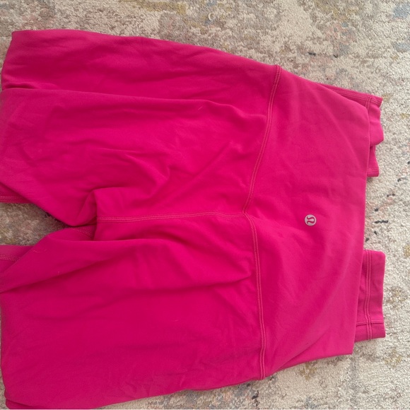 Lulu High-Rise Double-Lined Align Leggings Size 8! - Picture 4 of 4